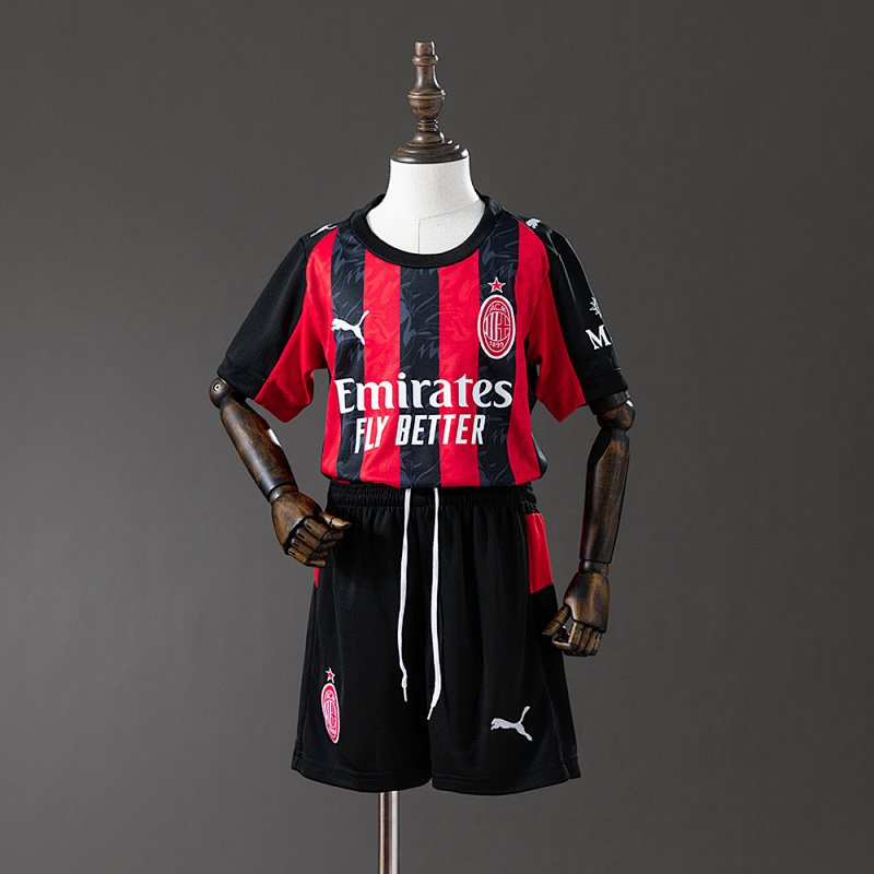 25/26 kids AC Milan home size: 16-28