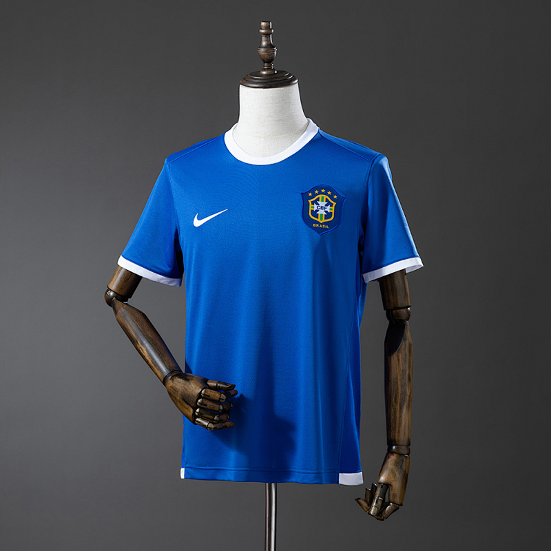 Retro 2006 Brazil away S-XXL
