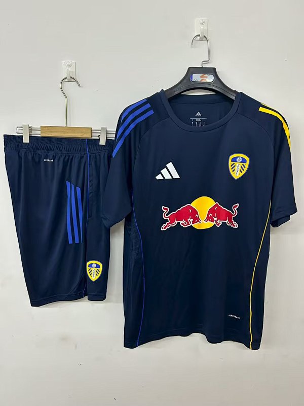 25/26 Leeds United training jersey royal blue S-3XL