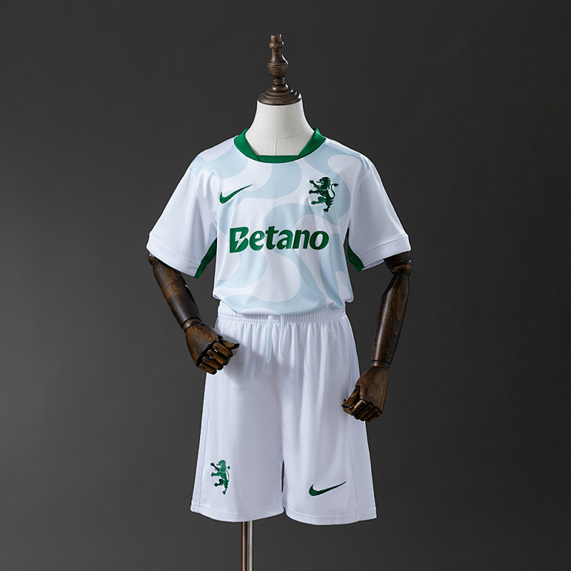 25/26 Kids Sporting Lisbon Third Away Size: 16-28
