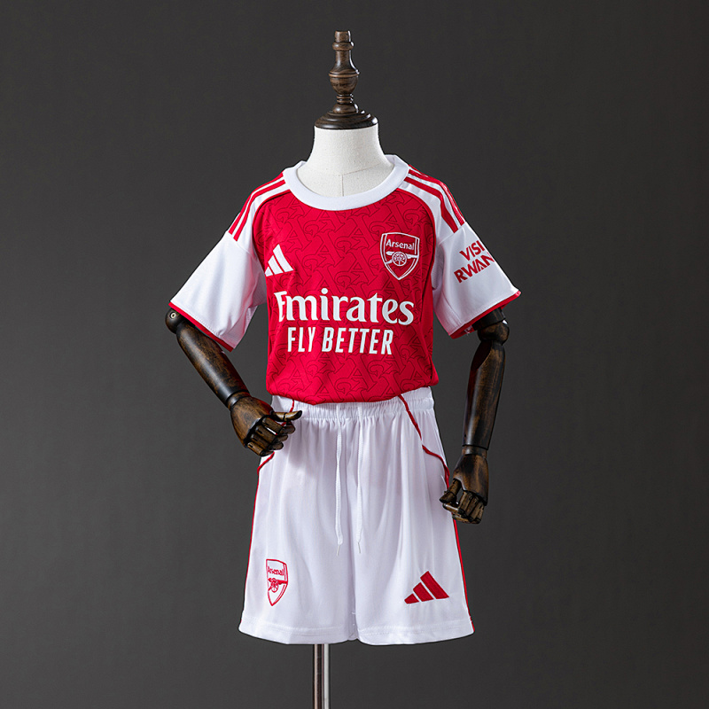 25/26 kids Arsenal home size: 16-28