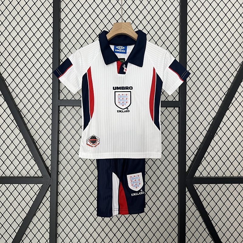 kids England 1998 Home size: 16-28