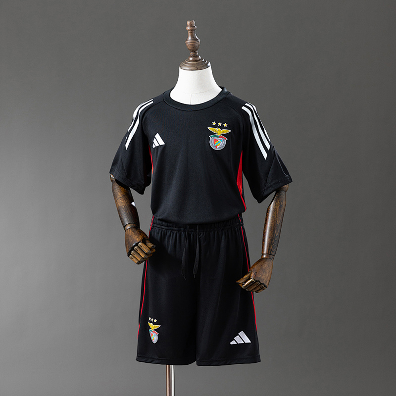 25/26 Kids Benfica Training clothes Size: 16-28