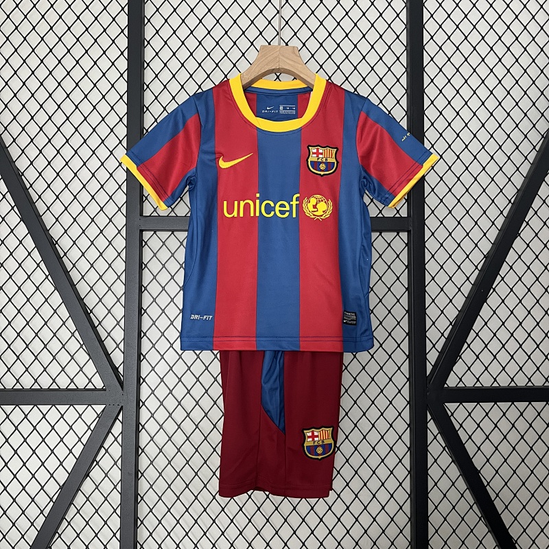 kids Barcelona 10/11 home size: 16-28
