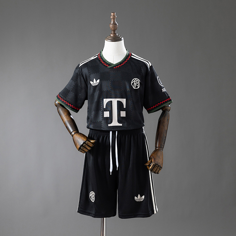 Bayern Munich 25/26 Thids Away Kids kit Jersey SIZE 16-28