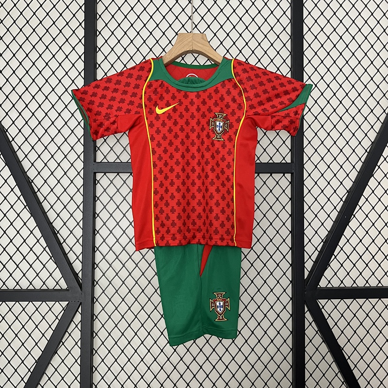 kids Portugal 2004 Home size: 16-28