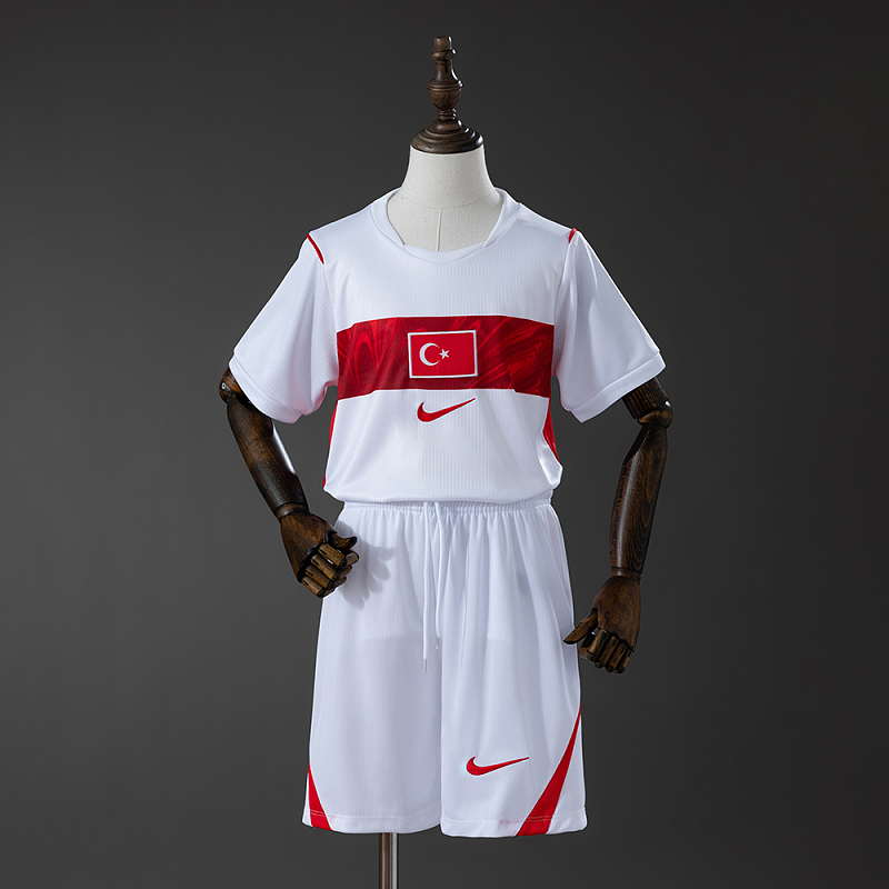 Turkey 2026 Home Kids Kit Jersey Size 16-28