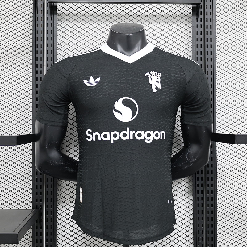 24/25 Player M-U Black S-XXL