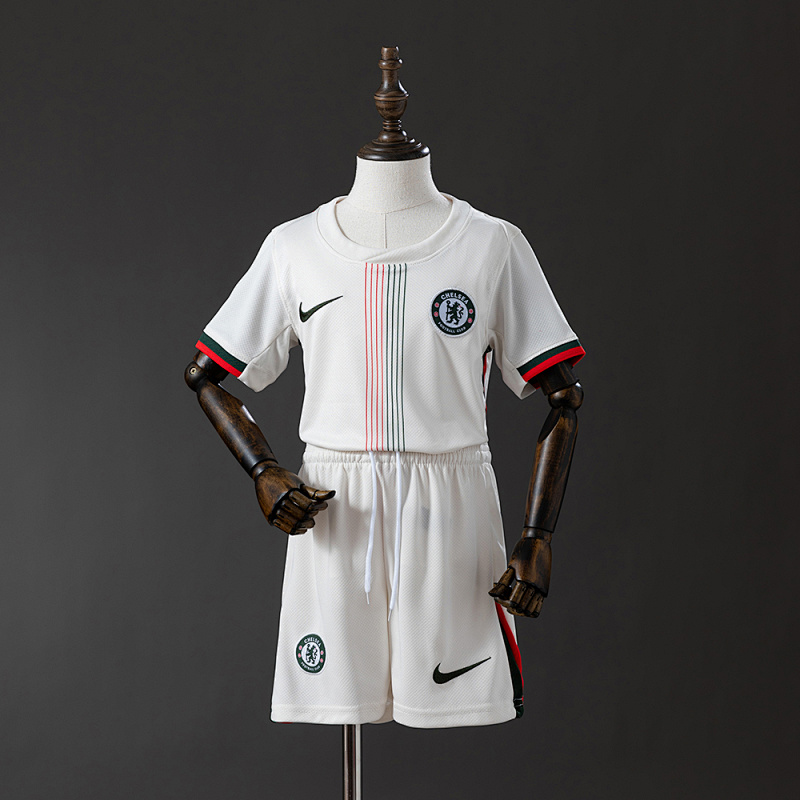 25/26 Kids Chelsea Away Size: 16-28
