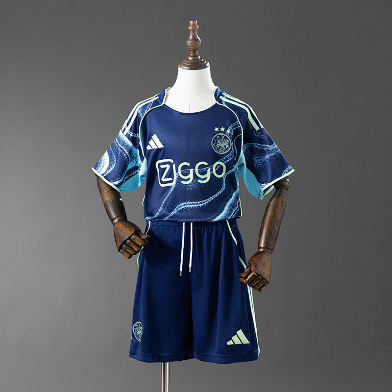 25/26 Kids Ajax away Size: 16-28